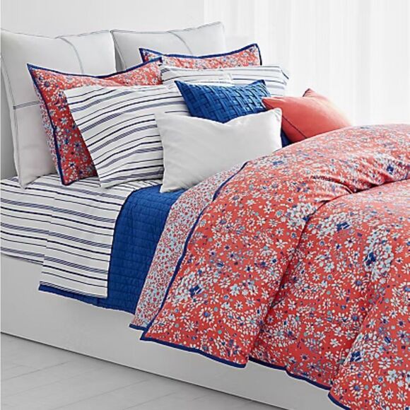 Lauren Ralph Lauren Alexis Reversible King Comforter Set - Picture 1 of 6